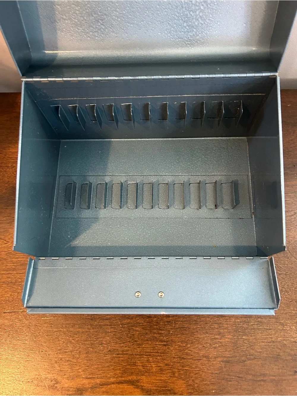 Vintage Logan Super 8mm Film Blue Metal Storage Box Case Holds 12 Reel Slots GUC